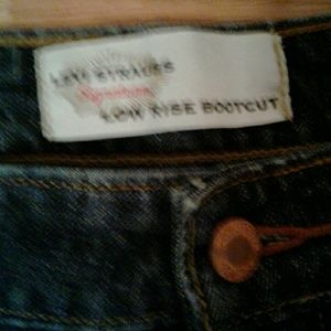 Levi's Jeans - Levi Strauss Low Rise Boot Cut Jeans Size 14 Med Levi's Jeans - Levi Strauss Low Rise Boot Cut Jeans Size 14 Med